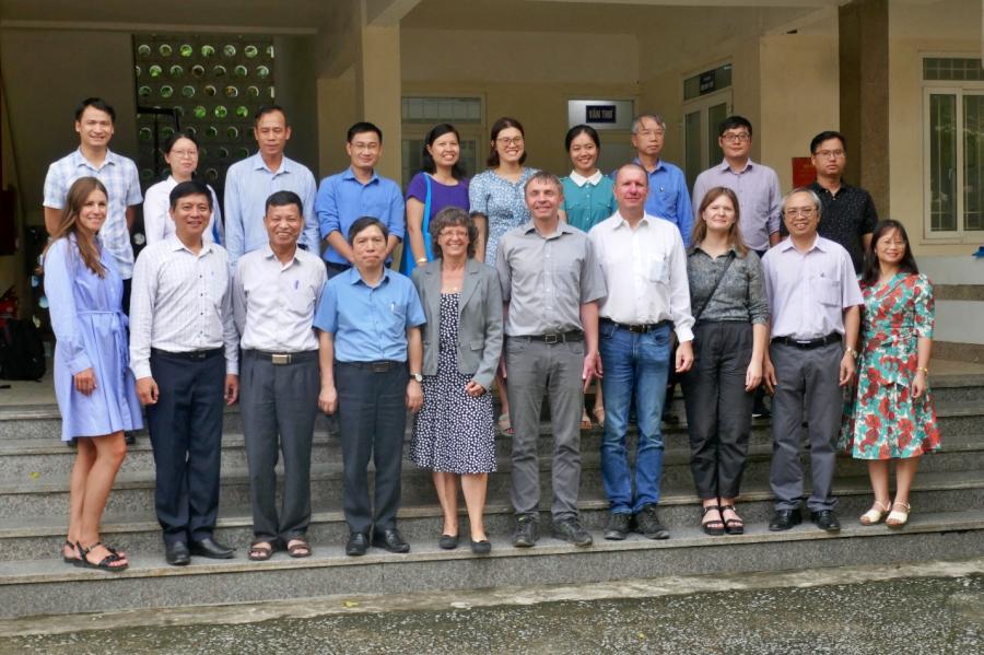 Image 4: Group picture of the RENO-TITAN kick-off meeting at the Institute of  Nuclear Science and Technology (INST) in Hanoi © Conrad Dorer