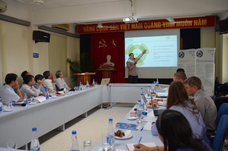 Image 5: RENO-TITAN kick-off meeting at the INST in Hanoi © Petra Schneider