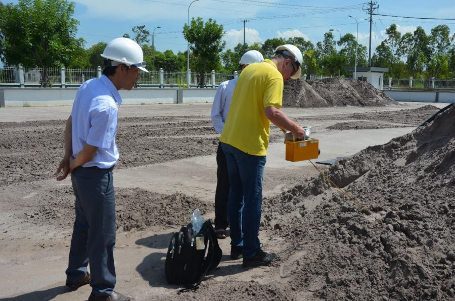 Image 7: The scintillator is used to determine the radiation dose per unit of time  that affects humans from outside © Petra Schneider